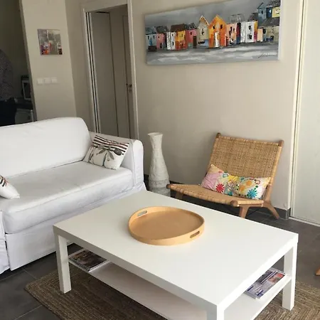 Detente Au Coeur De La Rochelle